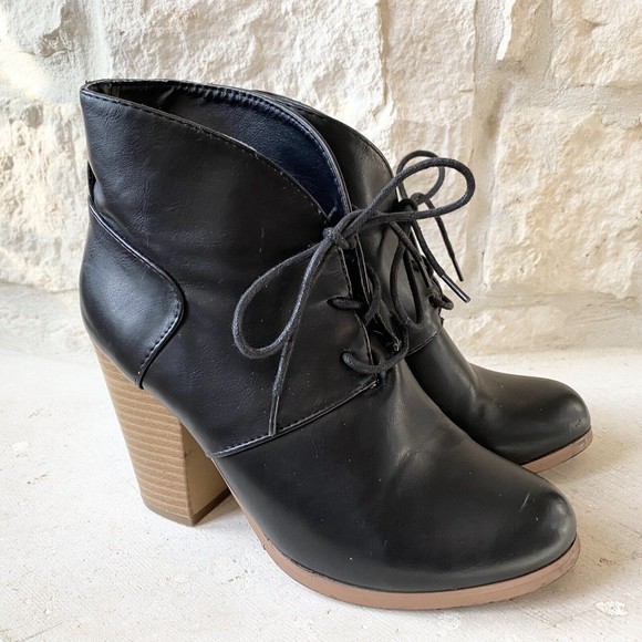 Anna Black Vegan Leather Stacked Heel Lace Up Ankle Booties Size 7.5 - Picture 2 of 7